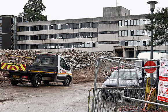 The main office block, which was hidden by C1