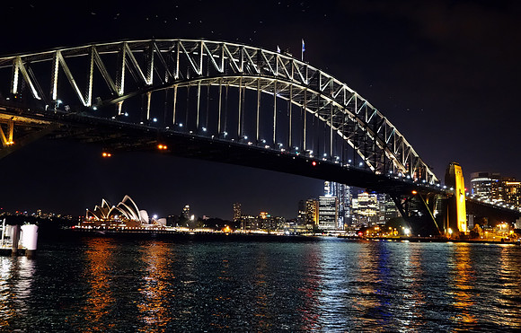 The Sydney Harbour Bridge at night